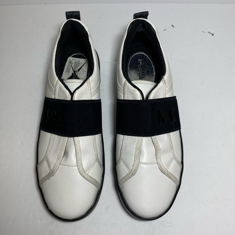 MICHAEL MICHAEL KORS  Womens Black and White Sneakers   Size  7.5
